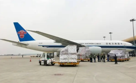 固原昆明机场物流助力鲜花输送全国